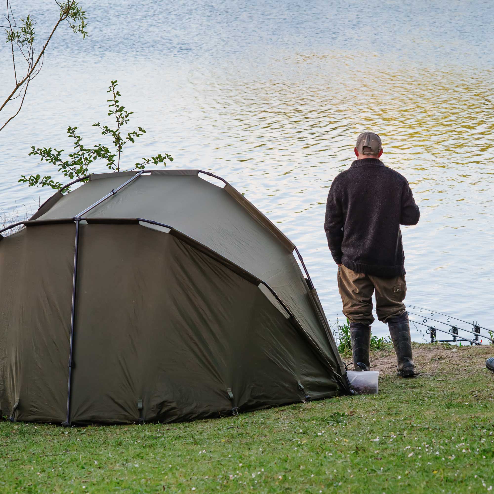 2-Man Fishing Bivvy, Lightweight, Waterproof & UV Protection with Camping Chair & Adjustable Bedchair- DL143